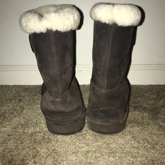 Mid-calf, Michael Kors’ boots. - Picture 3 of 6